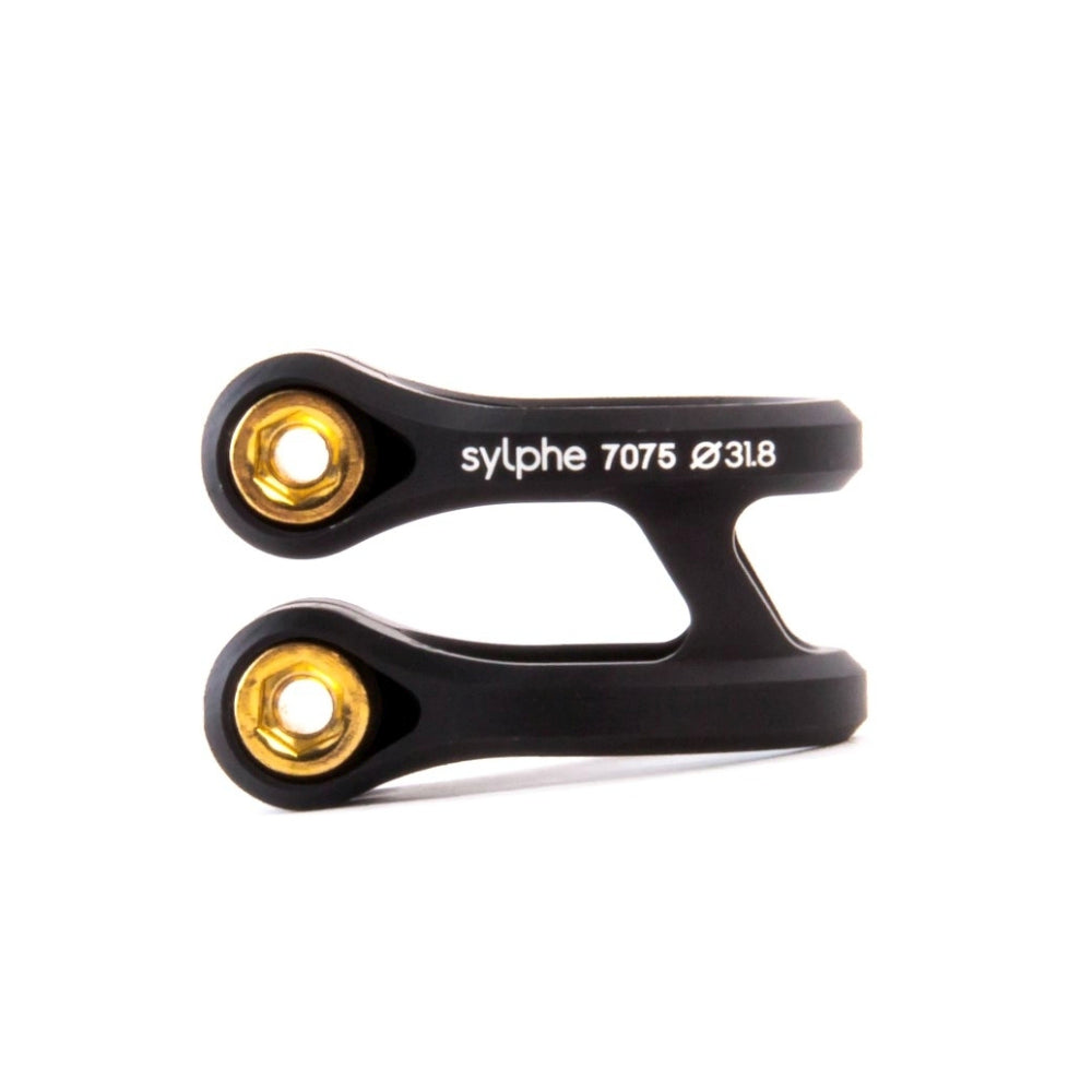 Ethic Sylphe - Scooter Clamp It has a minimalist design and and a good tightening power thanks to the M8 screws. Black Side View