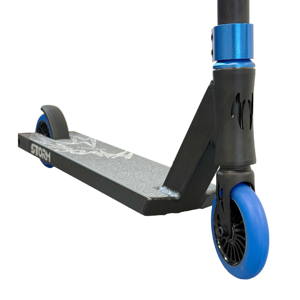 Havoc Storm Scooter Complete Blue Close Up