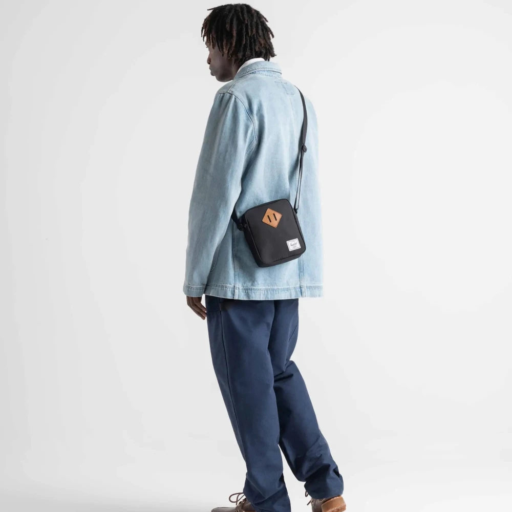 Herschel Heritage Crossbody Bag Black Model Back