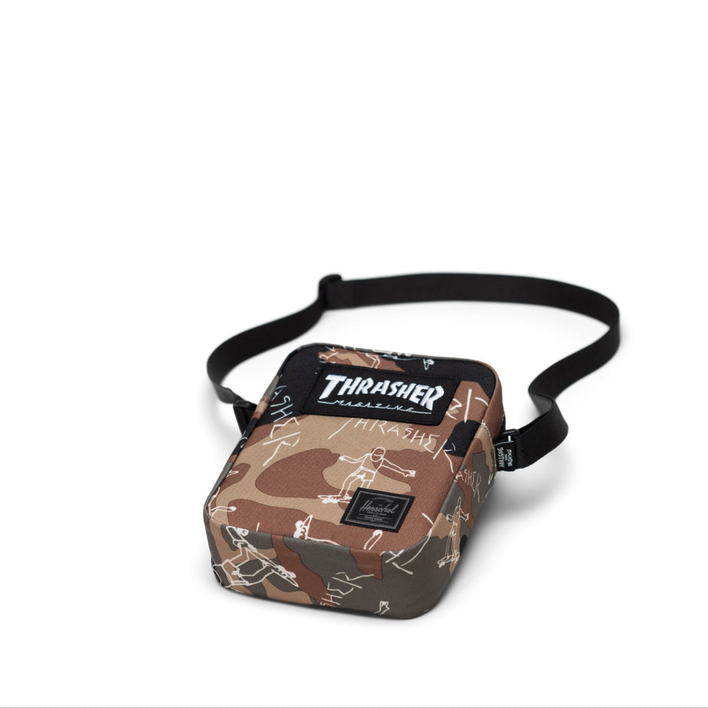 Herschel Thrasher Gonz Heritage Crossbody Woodland Camo Angle