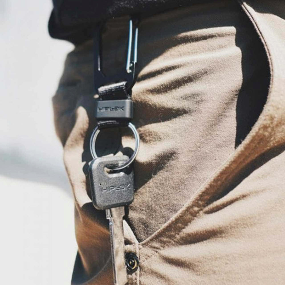 Hiplok Carabiner Key Clip A convenient way to carry keys that is uniquely Hiplok. Consisting of a lightweight anodised aluminium carabiner clip with integrated key ring, the Hiplok key clip makes carrying and using your keys simple. The slim profile clip can be attached comfortably to belts and bag straps as well as directly on to your Hiplok for ease of carrying, while the separate key ring means unclipping is easy for quick locking and unlocking.