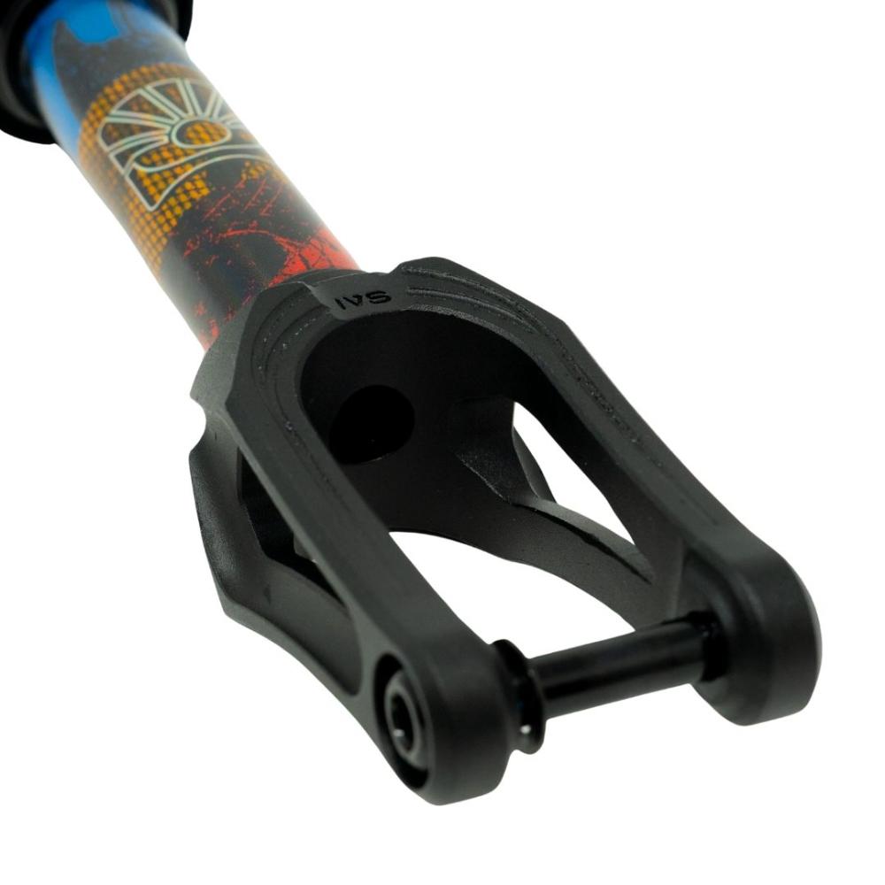 IVS Voyage IHC Scooter Fork Black Multi Close Up