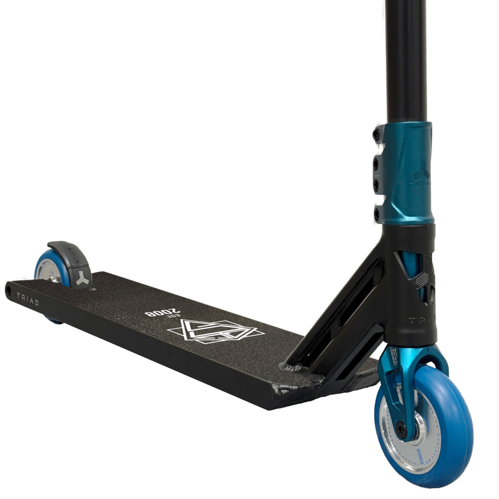 La Québec Libre Custom Scooter Close Up