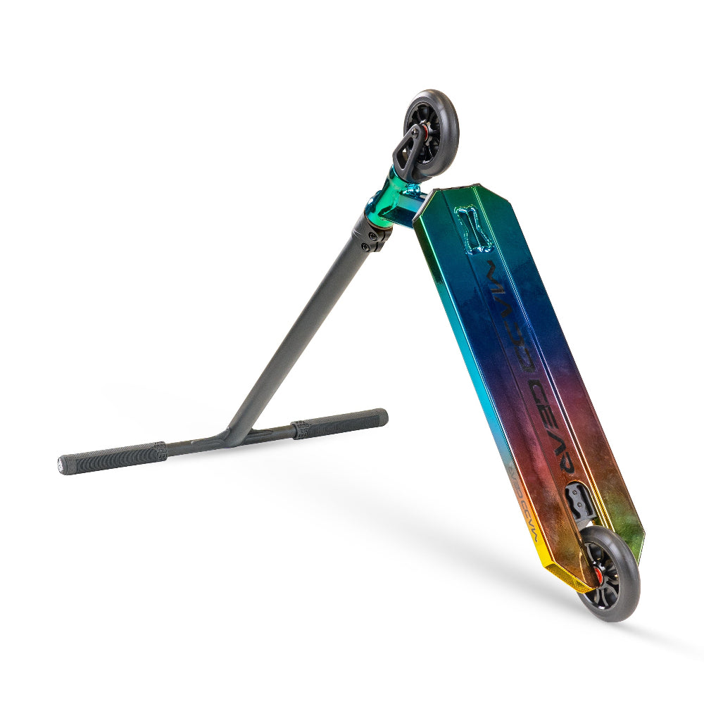 Madd Gear MG6 Kinetic Neo Chrome Scooter Complete Pyramid View