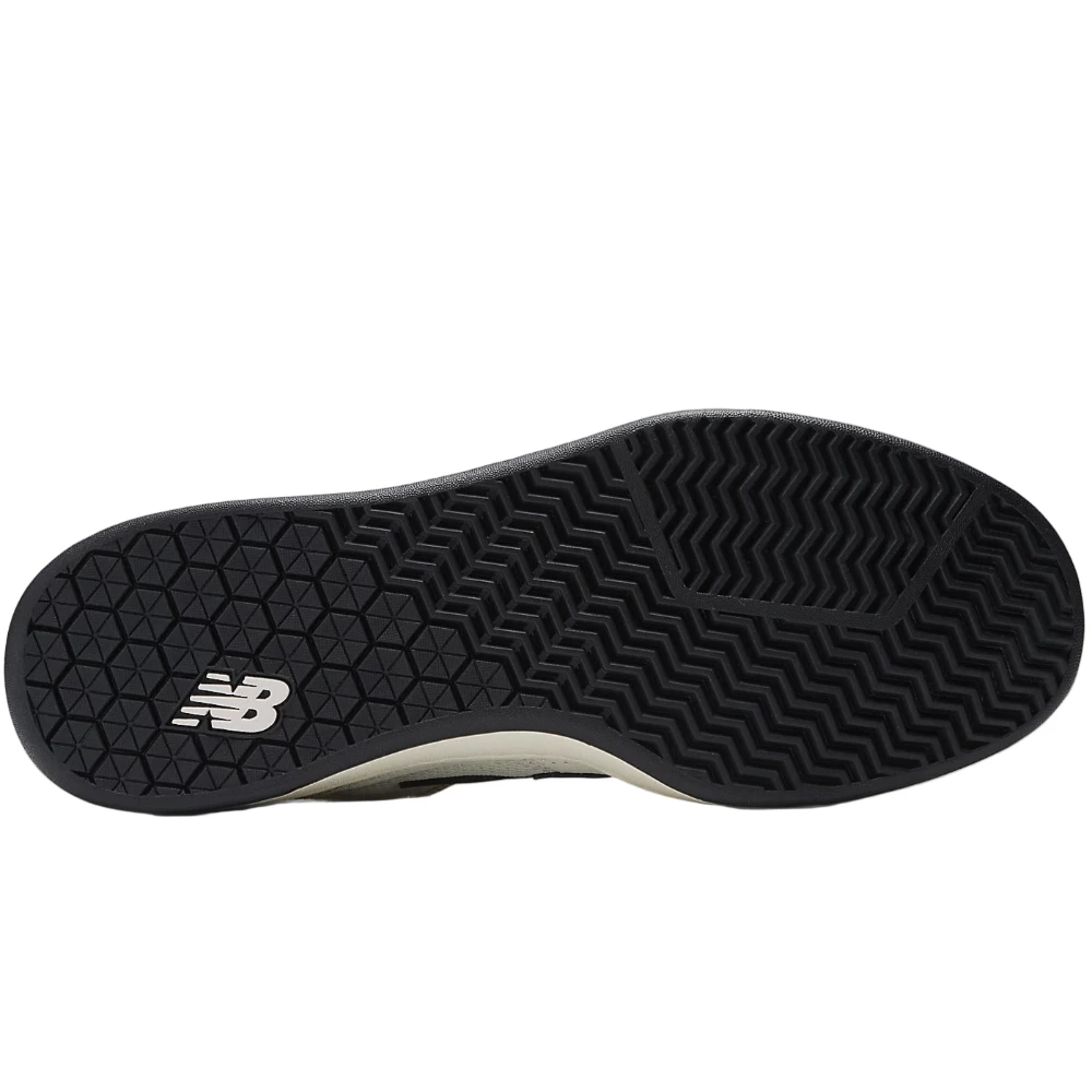 New Balance Numeric 440 V2 Wide Sea Salt White / Black Shoes Outsole