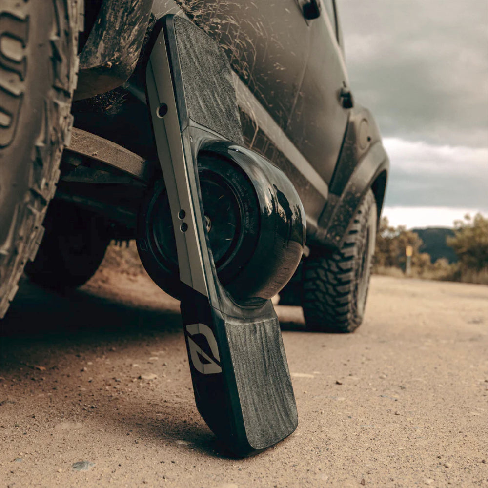 Onewheel Carbon Fiber Fender For GT - Onewheel Accessories The GT Carbon Fiber Fender is quite simply the best Onewheel Fender ever made. Built for any adventure, the GT Carbon Fiber Fender keeps dirt and debris off your footpads and protects your board.