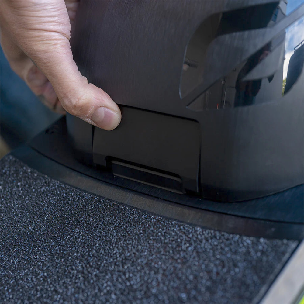 Onewheel Hybrid Fender For GT Black Button for release