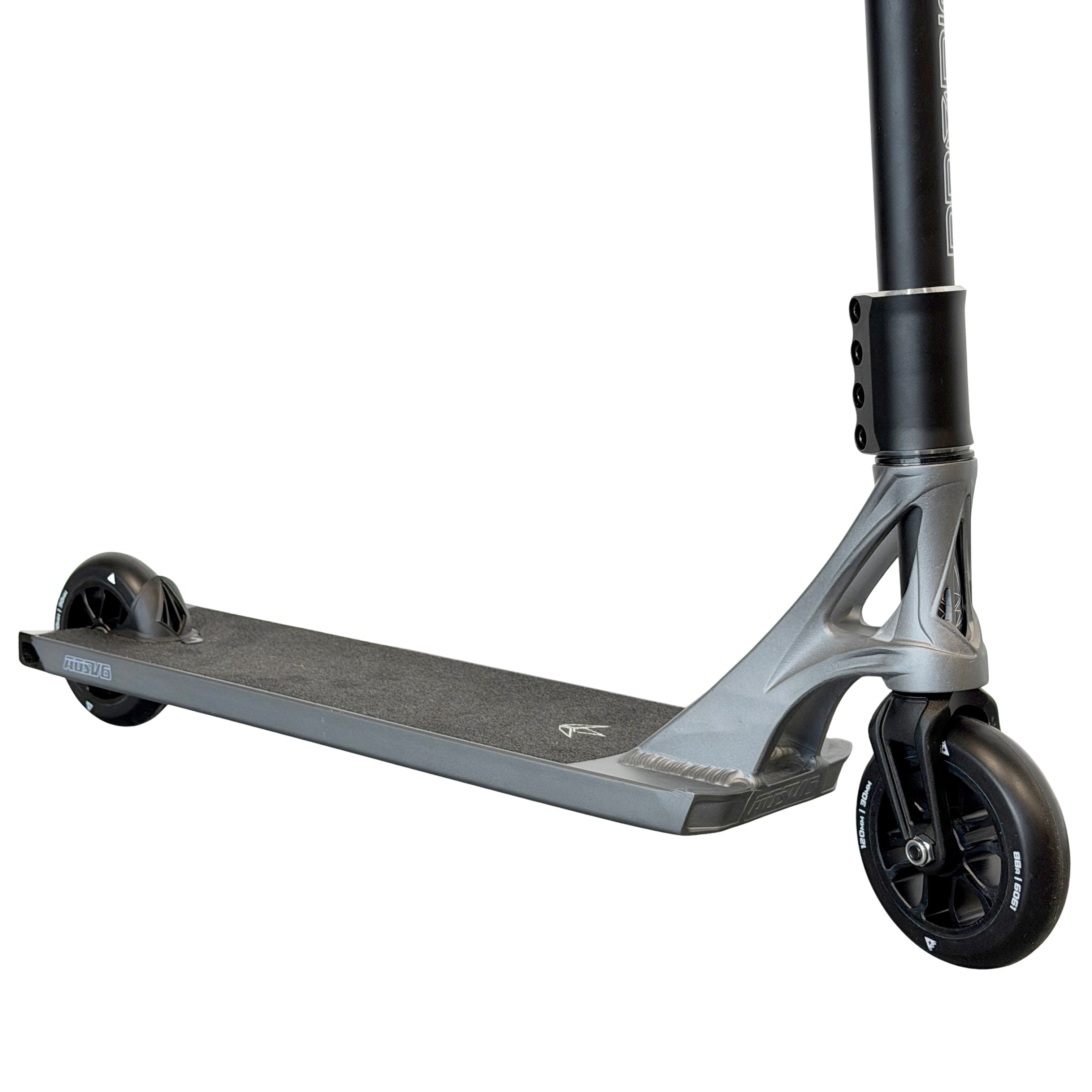 VS Squadron Custom Freestyle Scooter Close Up