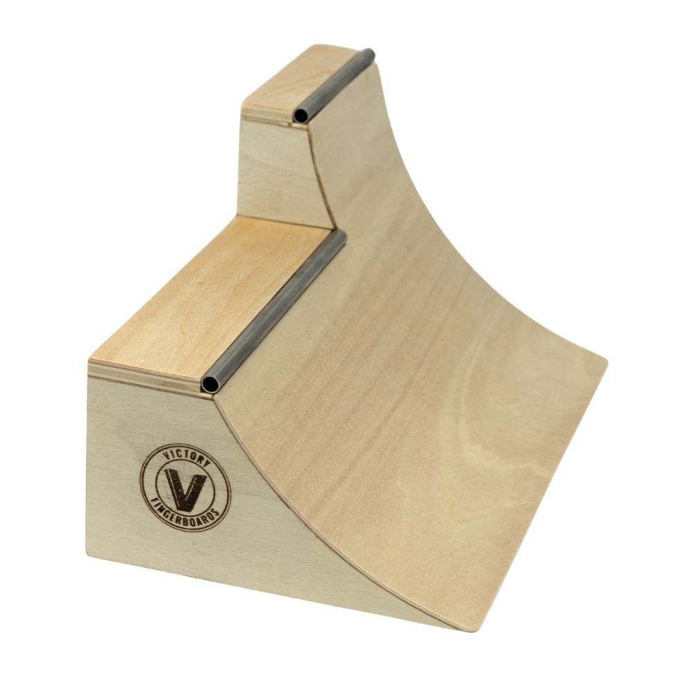 Victory Fingerboard Wooden Dual-height Quarter Pipe
