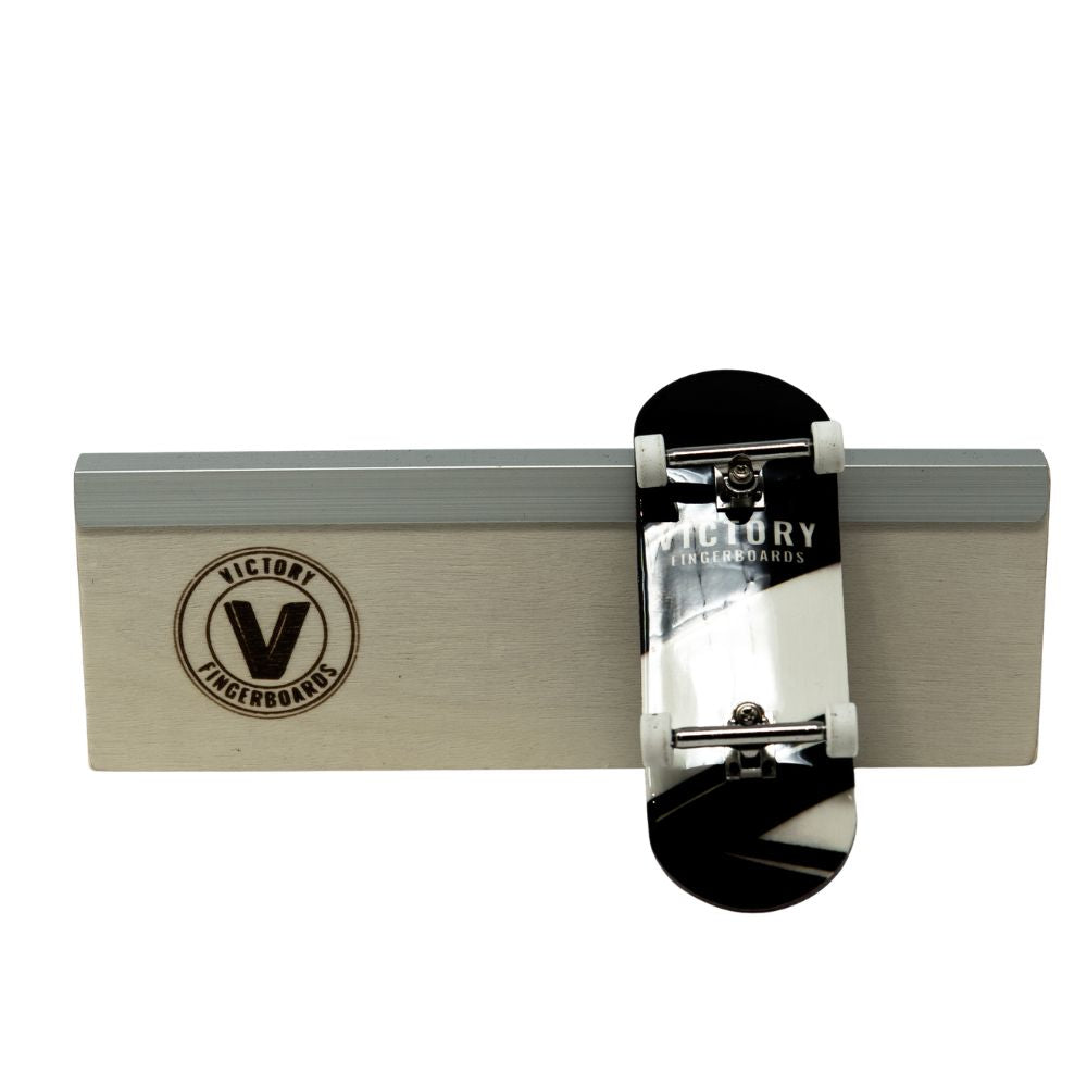 Victory Fingerboards Wooden Bench with fingerboard