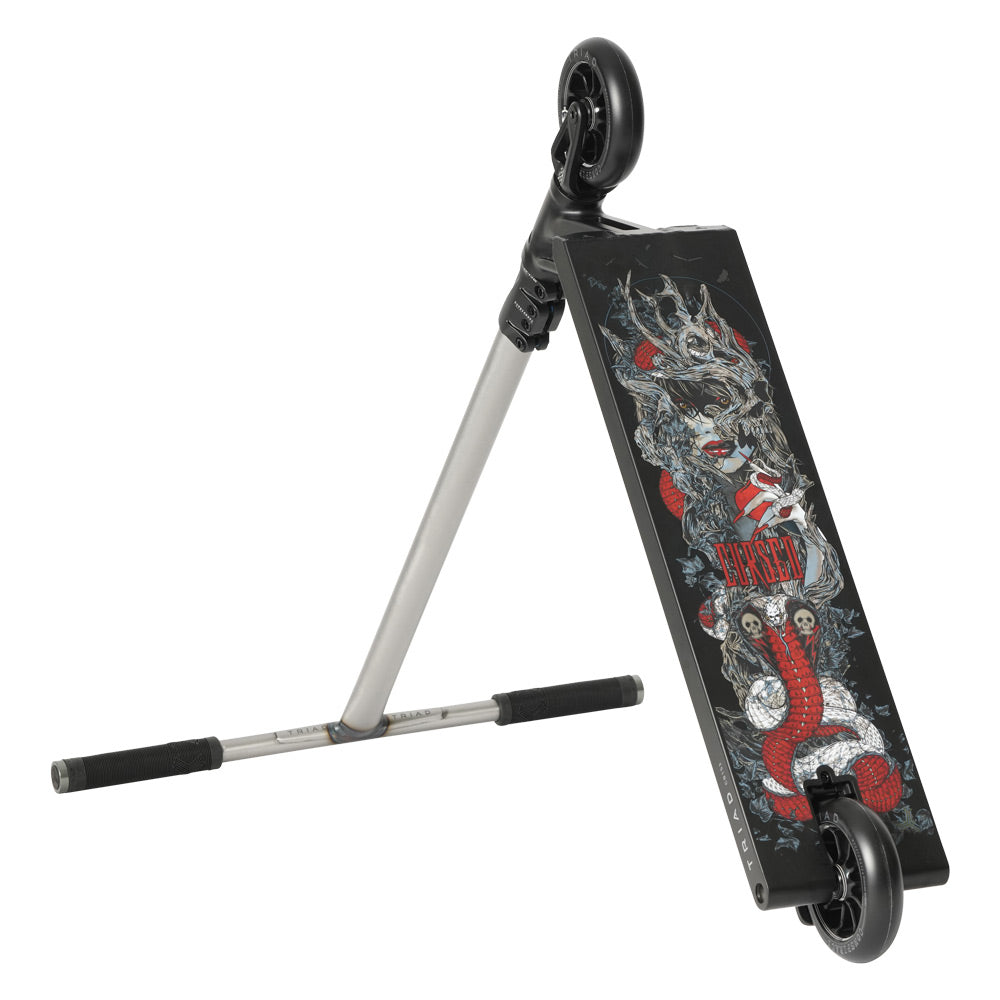 Triad Hellion Black Street / Hybrid Freestyle Scooter CB152 Flip Bottom