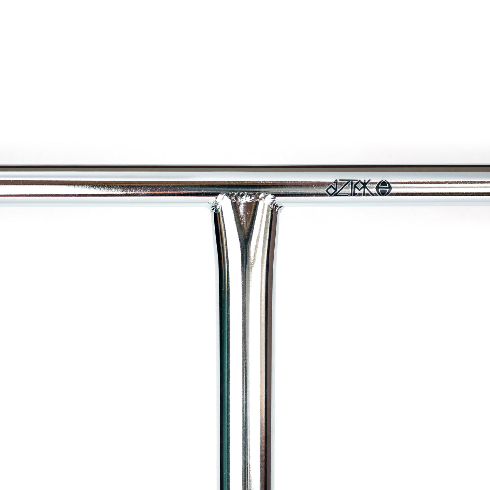 Aztek DaVinci Freestyle Street Scooter T Bars Polished Chrome Close Up
