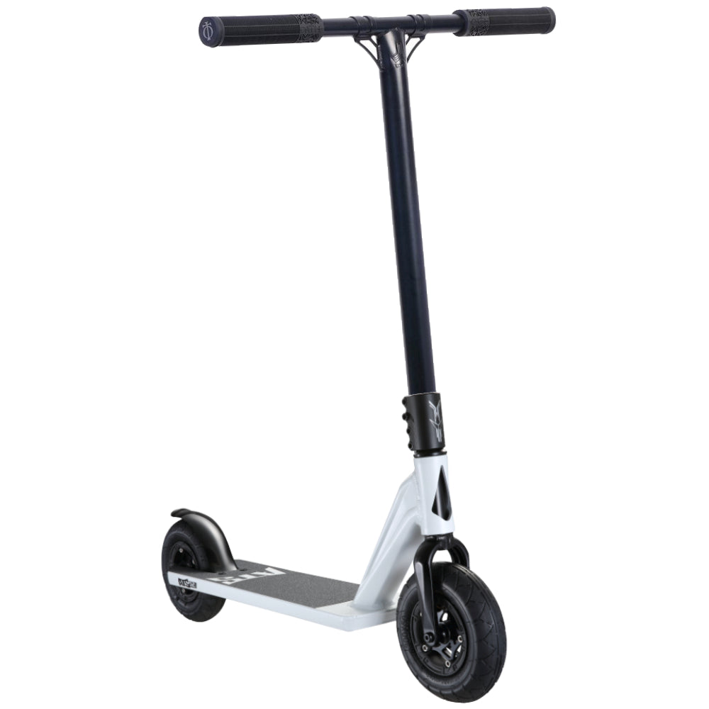 Envy ATS S2 Pro White With Launder Bars Dirt Scooter