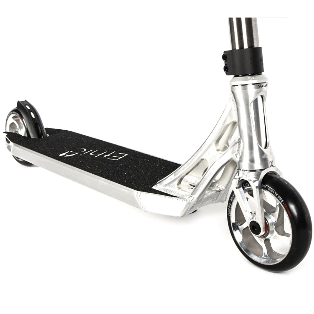 Ethic DTC Vulcain 12STD - Complete Scooter Raw Close Up