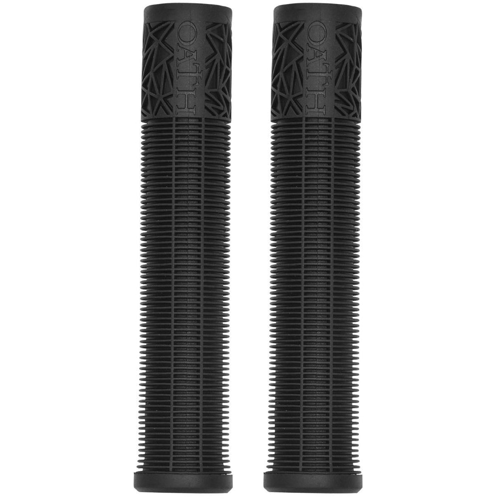 Oath Bermuda - Grips Black