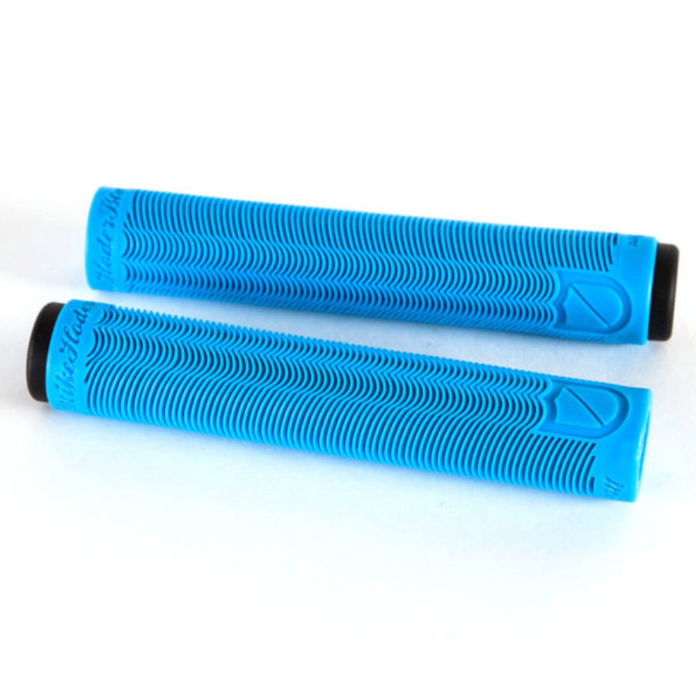 S&M Hoder Grips Cyan Blue Light