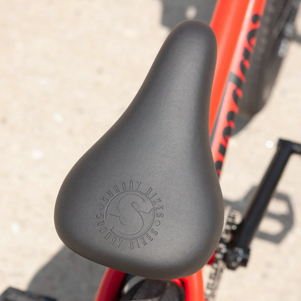 Sunday Primer Matte Fire Engine Red 20" 2022 - BMX Complete Seat