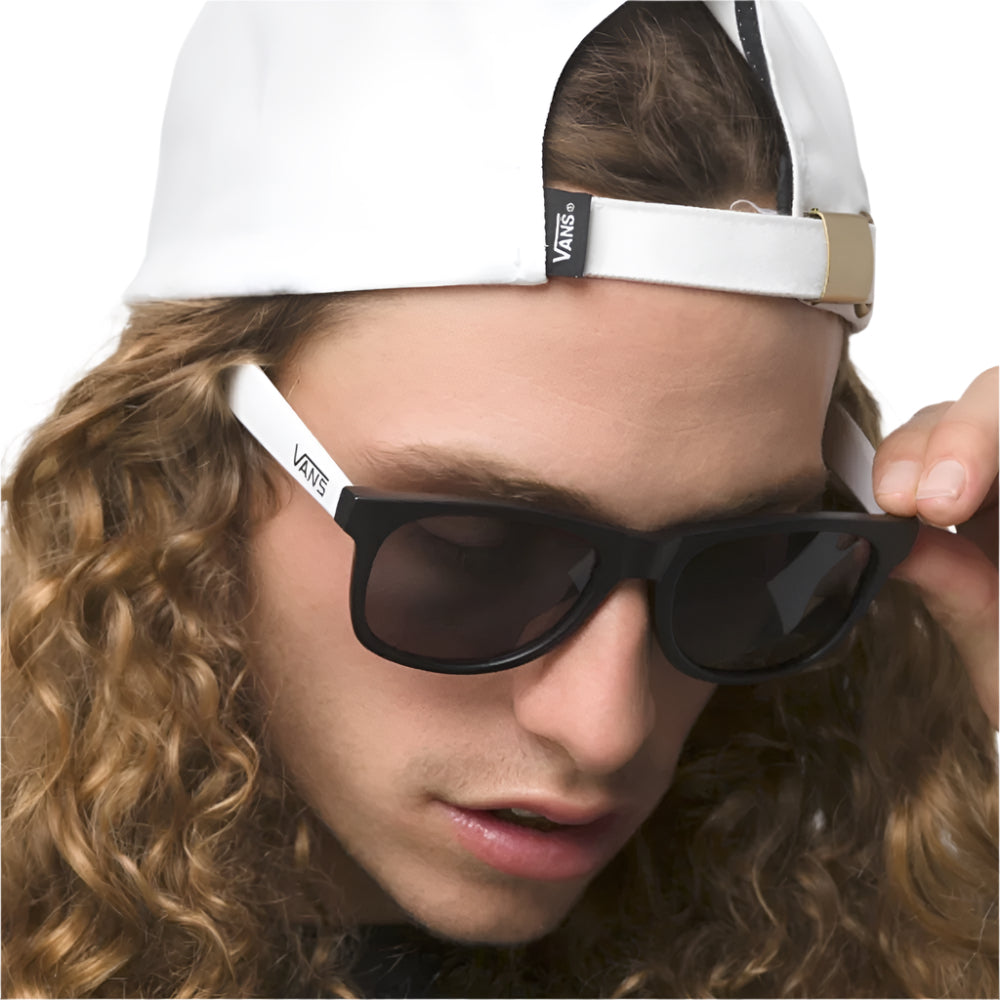 Vans Spicoli 4 Black / White - Sunglasses Model