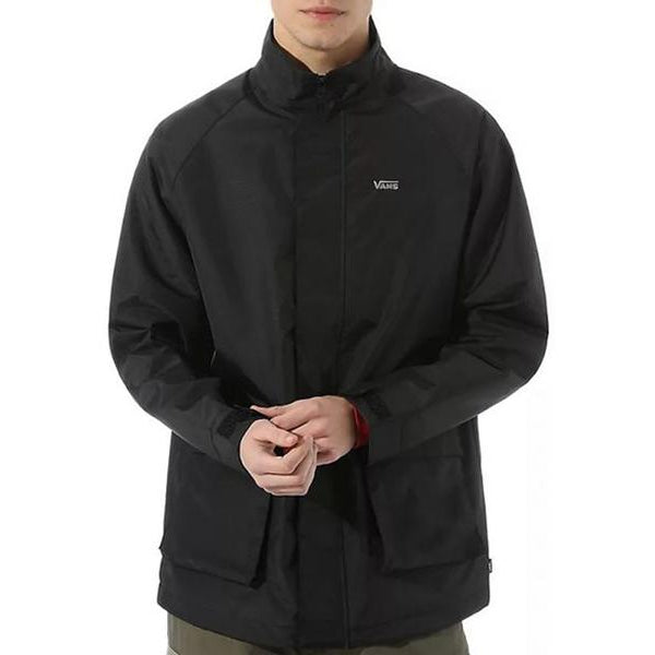 The Vans Jake Kuzyk II is a stylish jacket for all weather. The windbreaker comes with a small embroidery on the left part of the chest and with practical pockets.