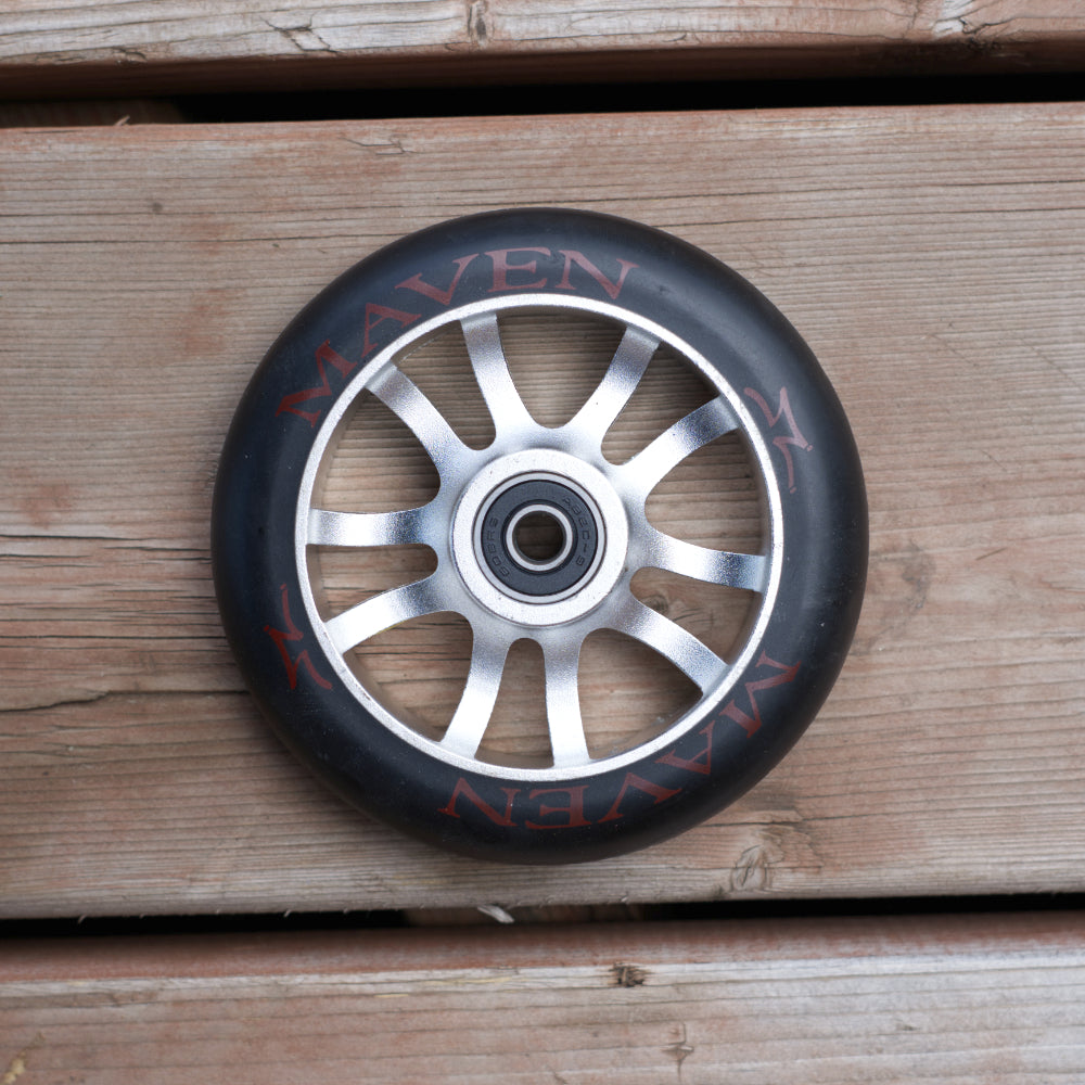 AO Scooters Maven Spoked 110mm Scooter Wheels Silver Lifestyle
