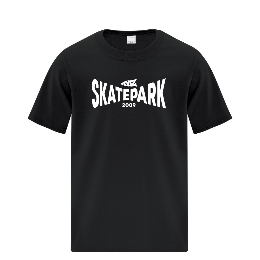 TAZ Wide Logo T-Shirt Proudly wear the TAZ logo in a big way, being the largest skatepark in Quebec since 2009. Our clothing is proudly printed in Quebec and made of 100% cotton. 