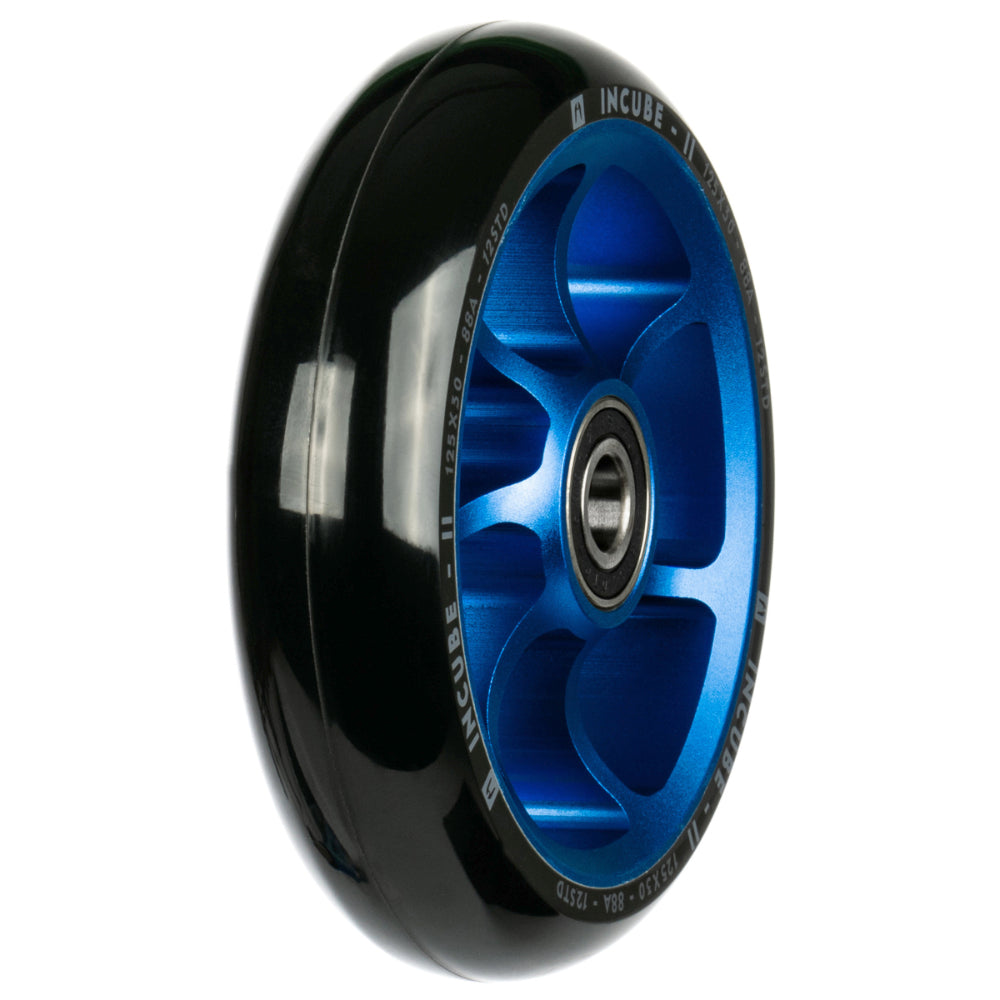 Ethic DTC Incube V2 12STD 125x30mm Scooter Wheels Blue Angle