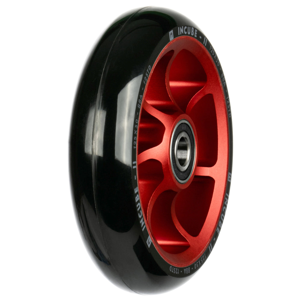 Ethic DTC Incube V2 12STD 125x30mm Scooter Wheels Red Angle