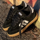 Etnies Kids Locut Shoes Black / Gum / White Sitting On The Wall