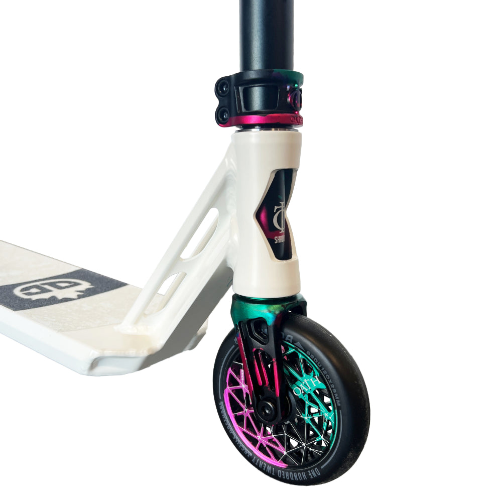 Fuzion x Oath Tricolor Green Pink Black Madness Custom Scooter Close Up Shadow IHC Fork