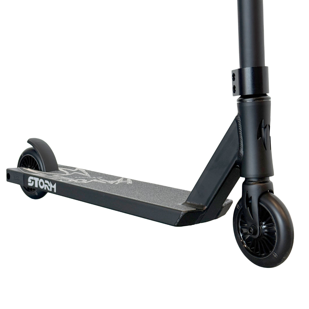 Havoc Storm Freestyle Scooter Complete Black Close Up