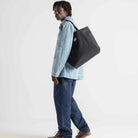 Herschel Classic Tote Black Model Shoulder