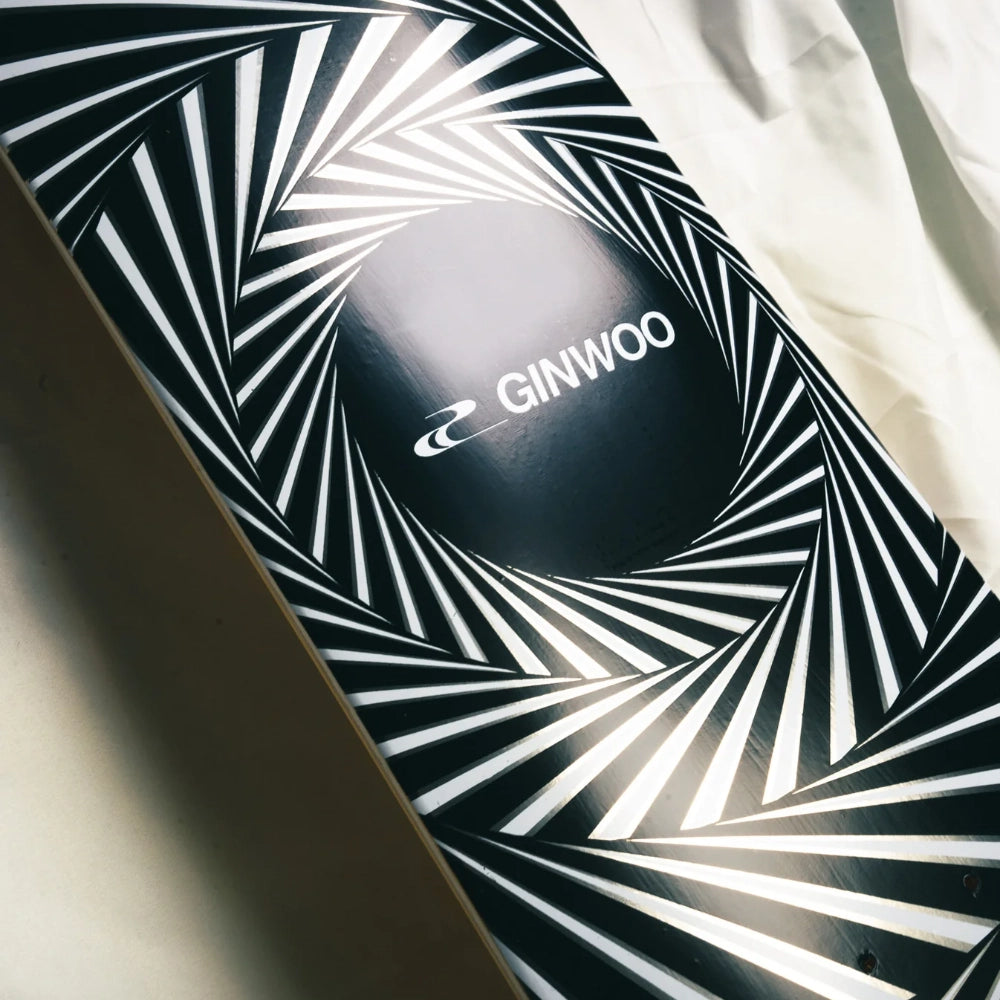 Jart Spiral Ginwoo 8.0 - Skateboard Deck Close Up