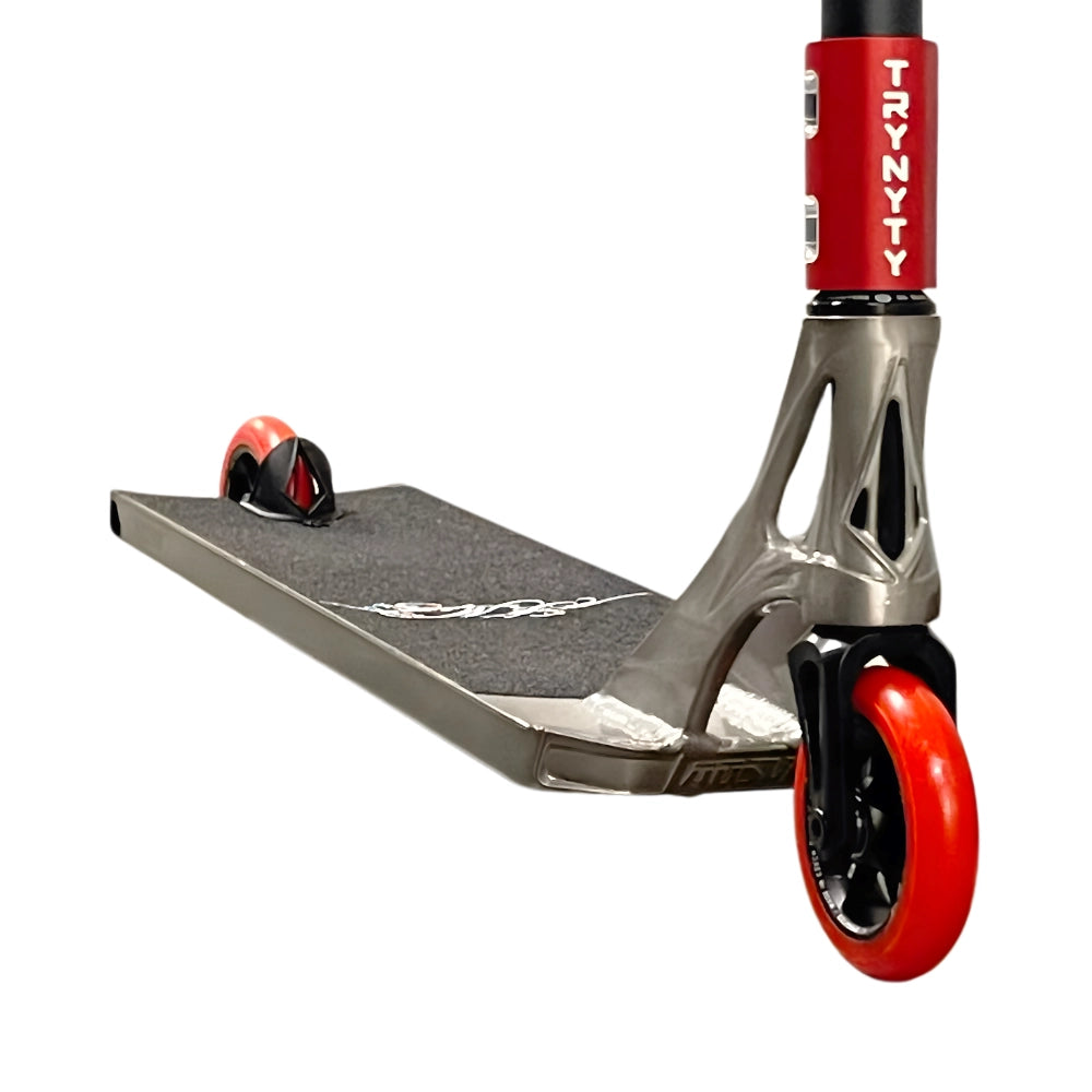 Kai Martin AOS Street Custom Scooter Close UP