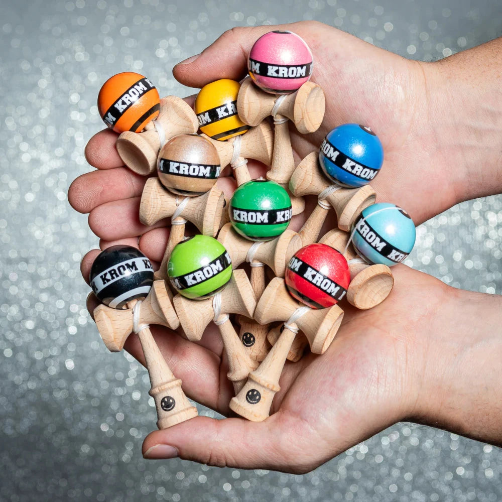 Krom Mikro Kendamas In Hand
