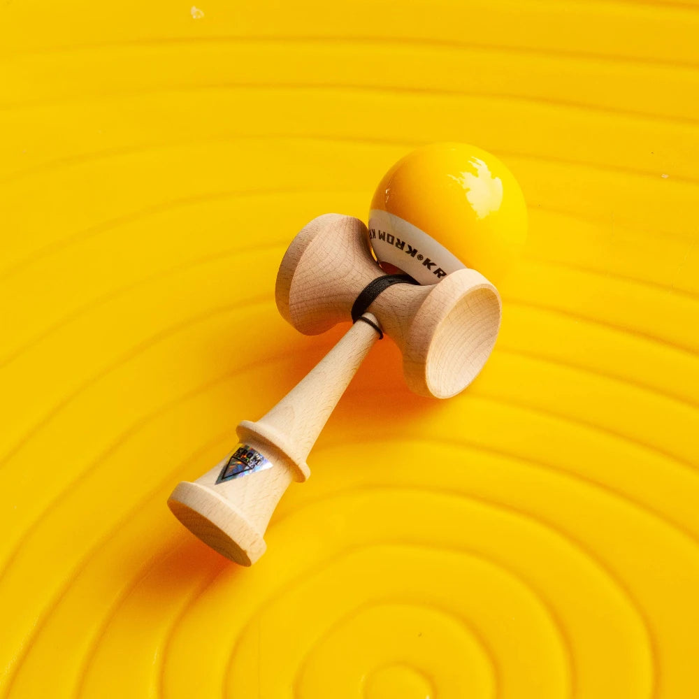 Krom Pop LOL Kendama Yellow Lifestyle