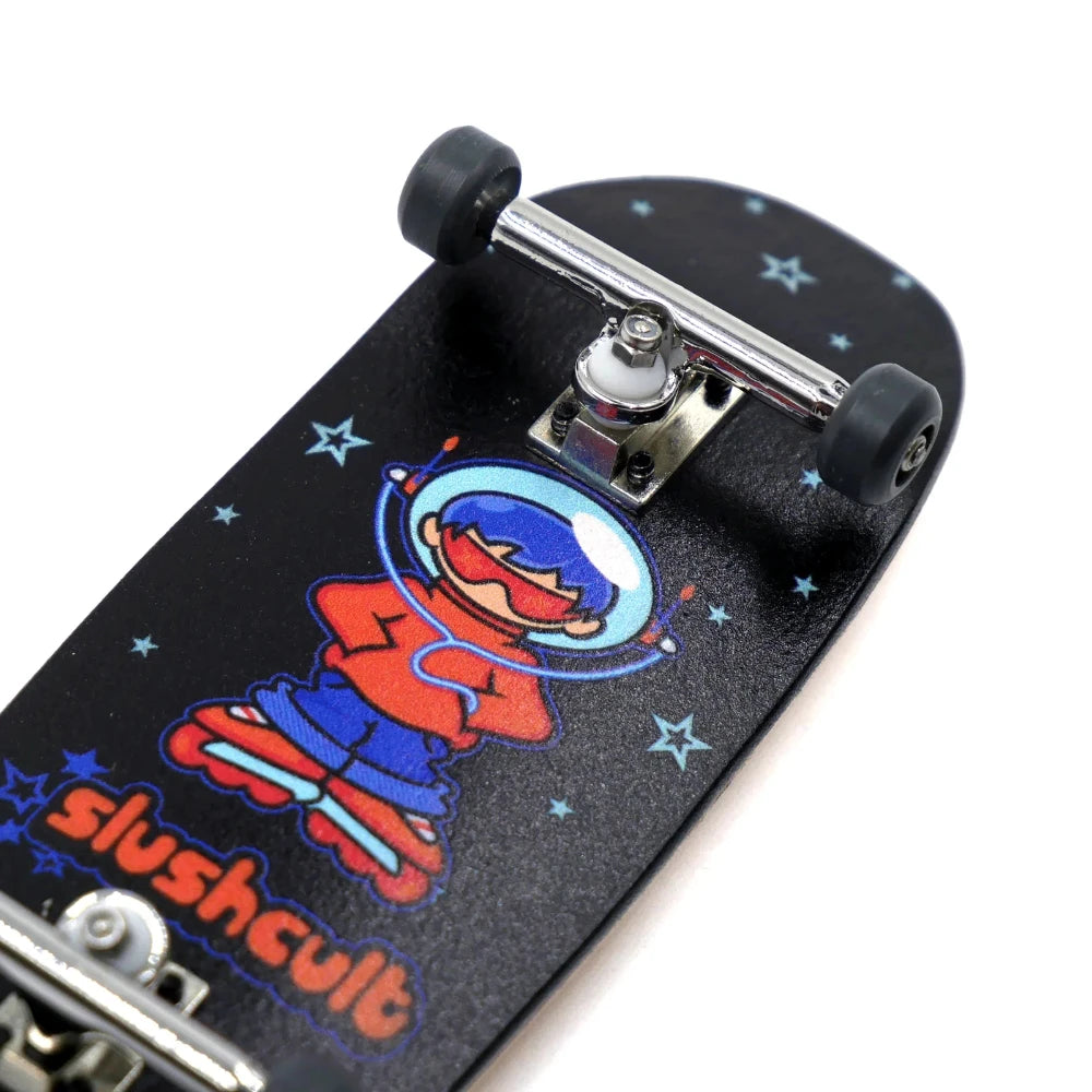 Slushcult Space Grind Grom Complete Fingerboard 34mm Angle Close UP
