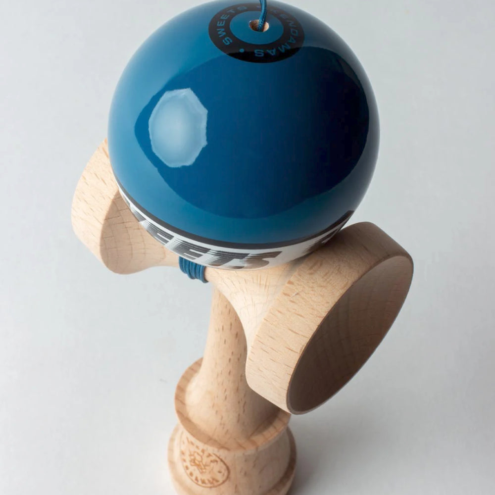 Sweets Starter Kendama True Blue Top Close Up View