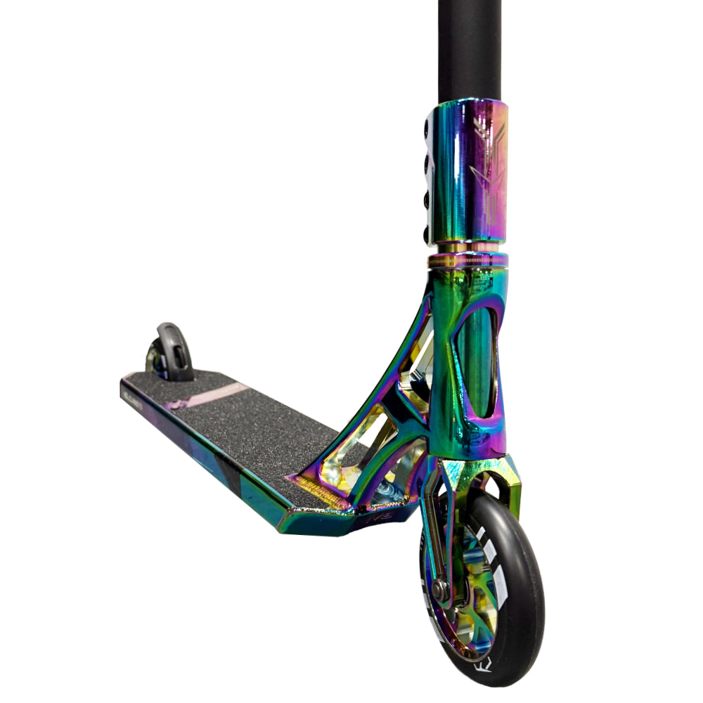 The Dryade X Invert Oil Slick Custom Scooter Close Up