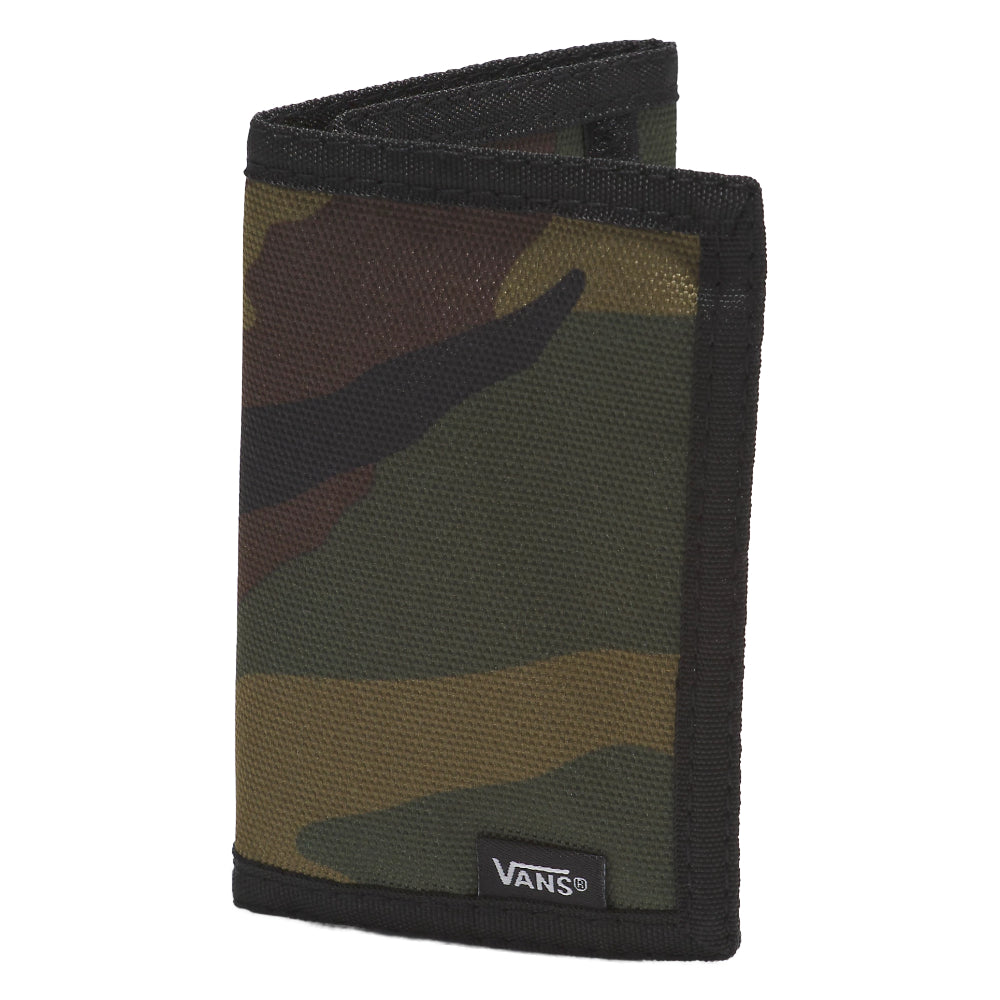 Vans Slipped Wallet Camo Featuring a retro, tri-fold design and a hook-and-loop closure that keeps contents secure, the heritage-inspired Slipped Wallet takes a cue from our footwear with iconic branding and prints. Inside, ample storage space includes a billfold, card slots, an ID window, and a coin pocket.