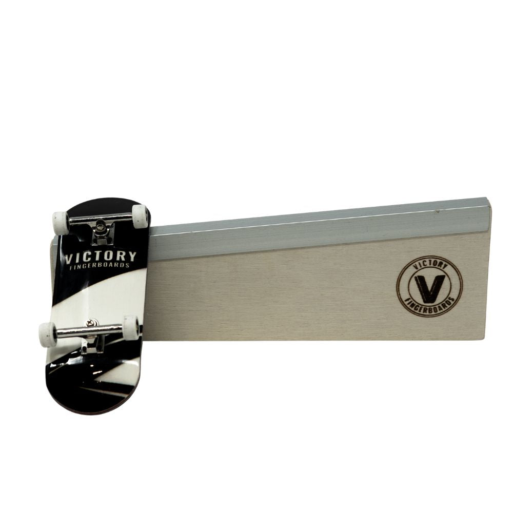 Victory Fingerboards Wooden Angle Ledge Bench with fingerboard