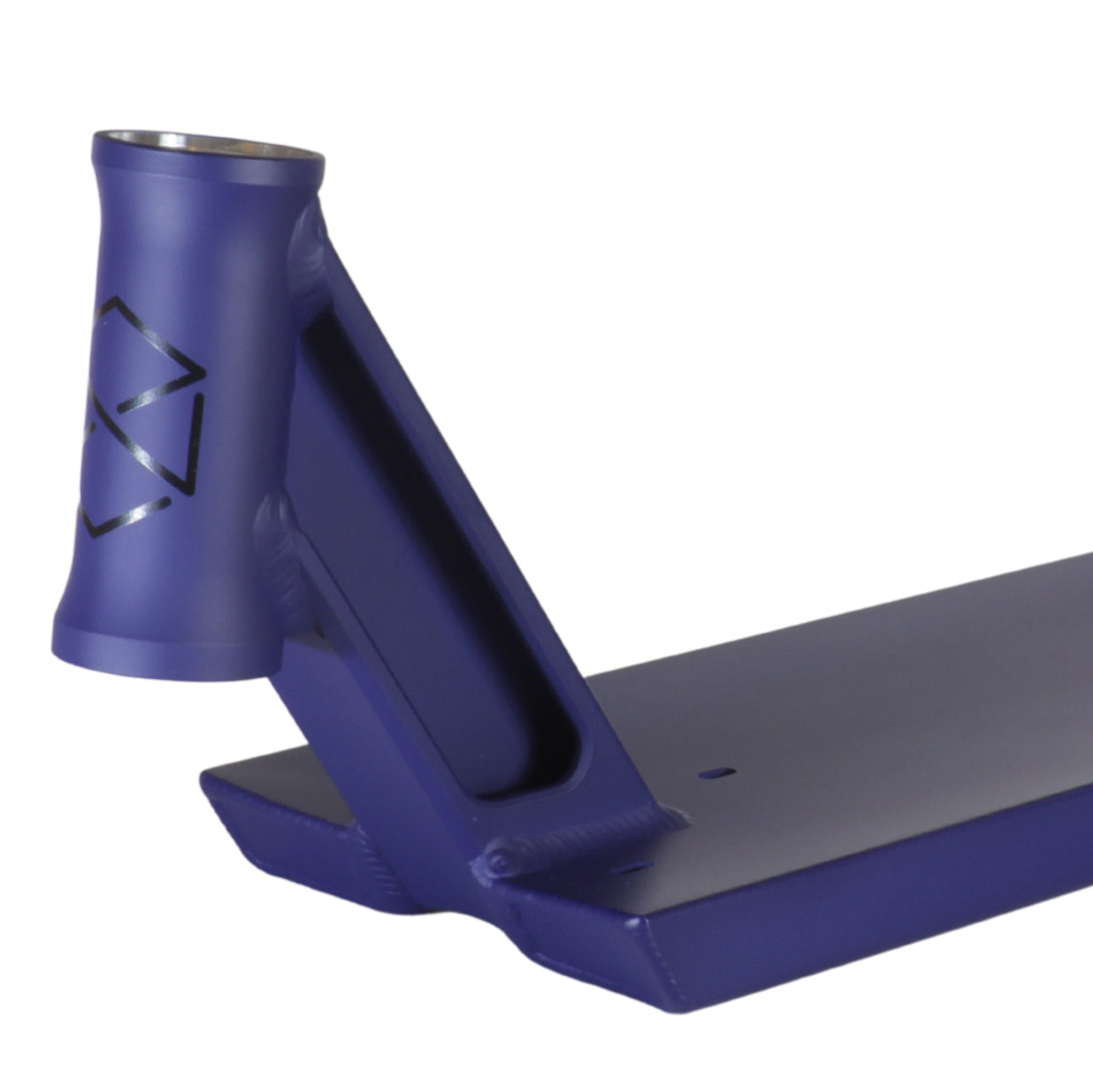 Native Advent Refined Cove - Scooter Deck Close Up Neck