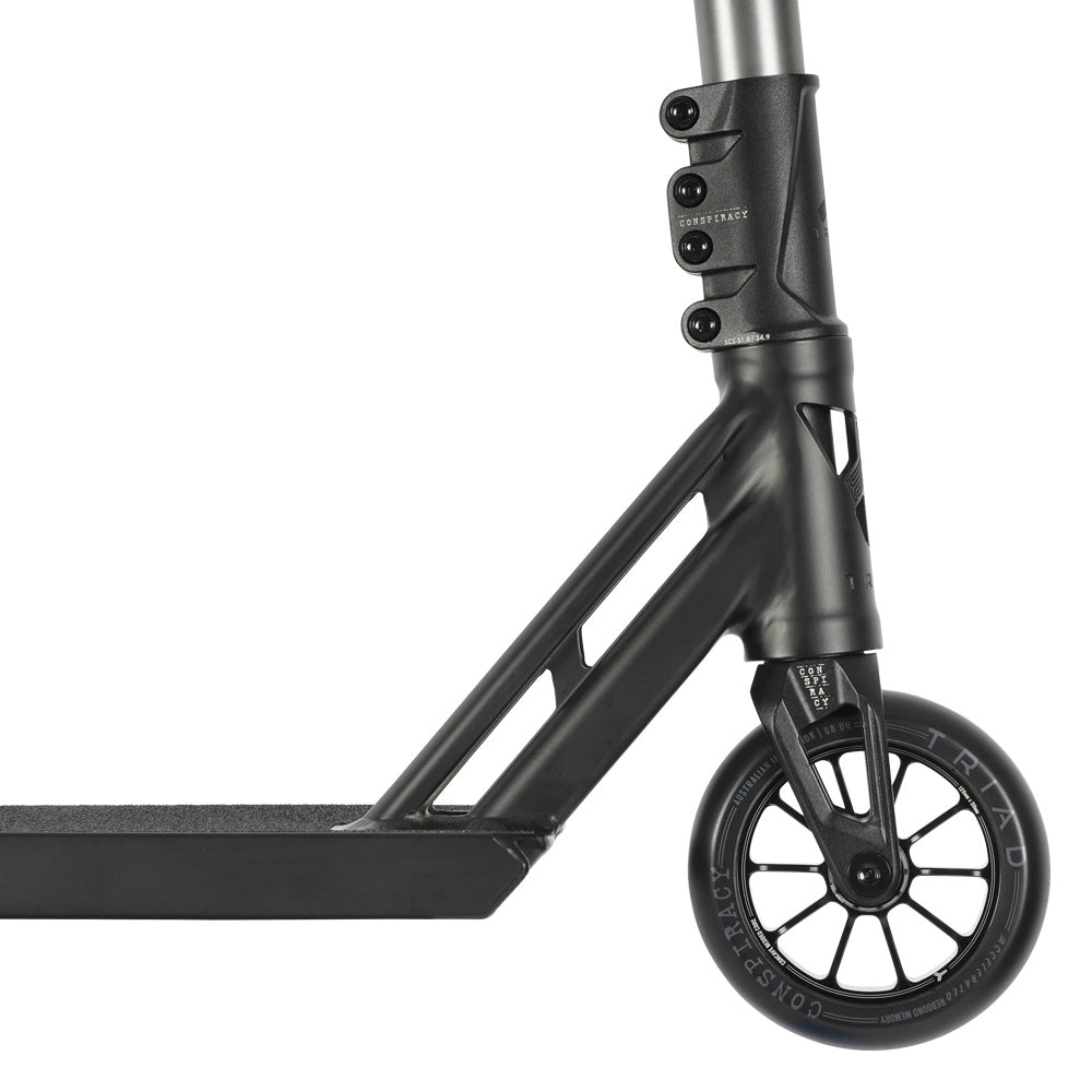 Triad Hellion Black Street / Hybrid Freestyle Scooter CB152 Side Neck