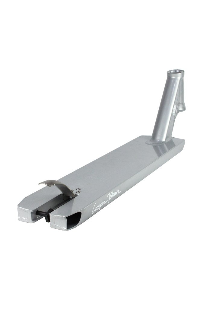 Phoenix Cooper Klaar Sig. ION - Scooter Deck Back View