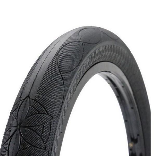 20 x 2.5 store bmx tire