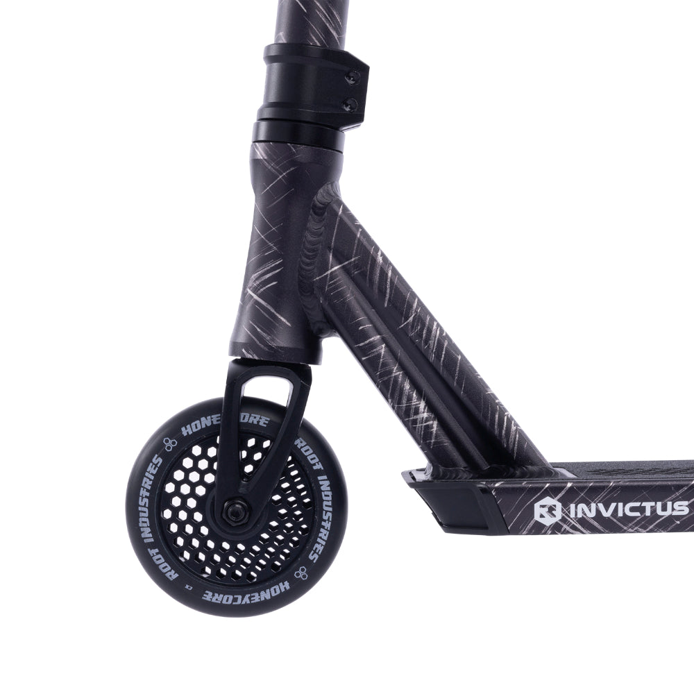 Root Industries Invictus 2 ETCH Freestyle Scooter Complete Black Limited Edition With Honeycore 110mm Wheels