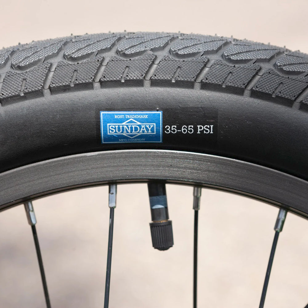 Sunday Primer 18" Toothpaste 2022 BMX Complete Current Tires