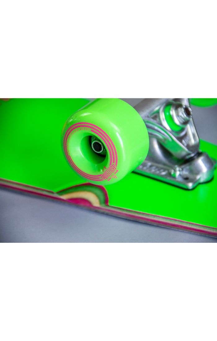 Dusters California Dreaming Neon Green 40" - Longboard Complete Wheel Close Up