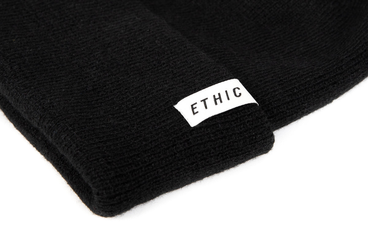 Ethic Serpico - Beenie Woven Label Close Up